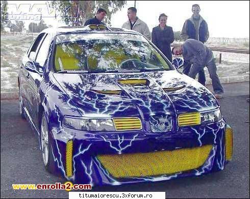 deci bzzzzzz fulgere :d :finger: poze q masini